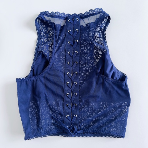 Victoria’s Secret Lace Bralette - Picture 2 of 11